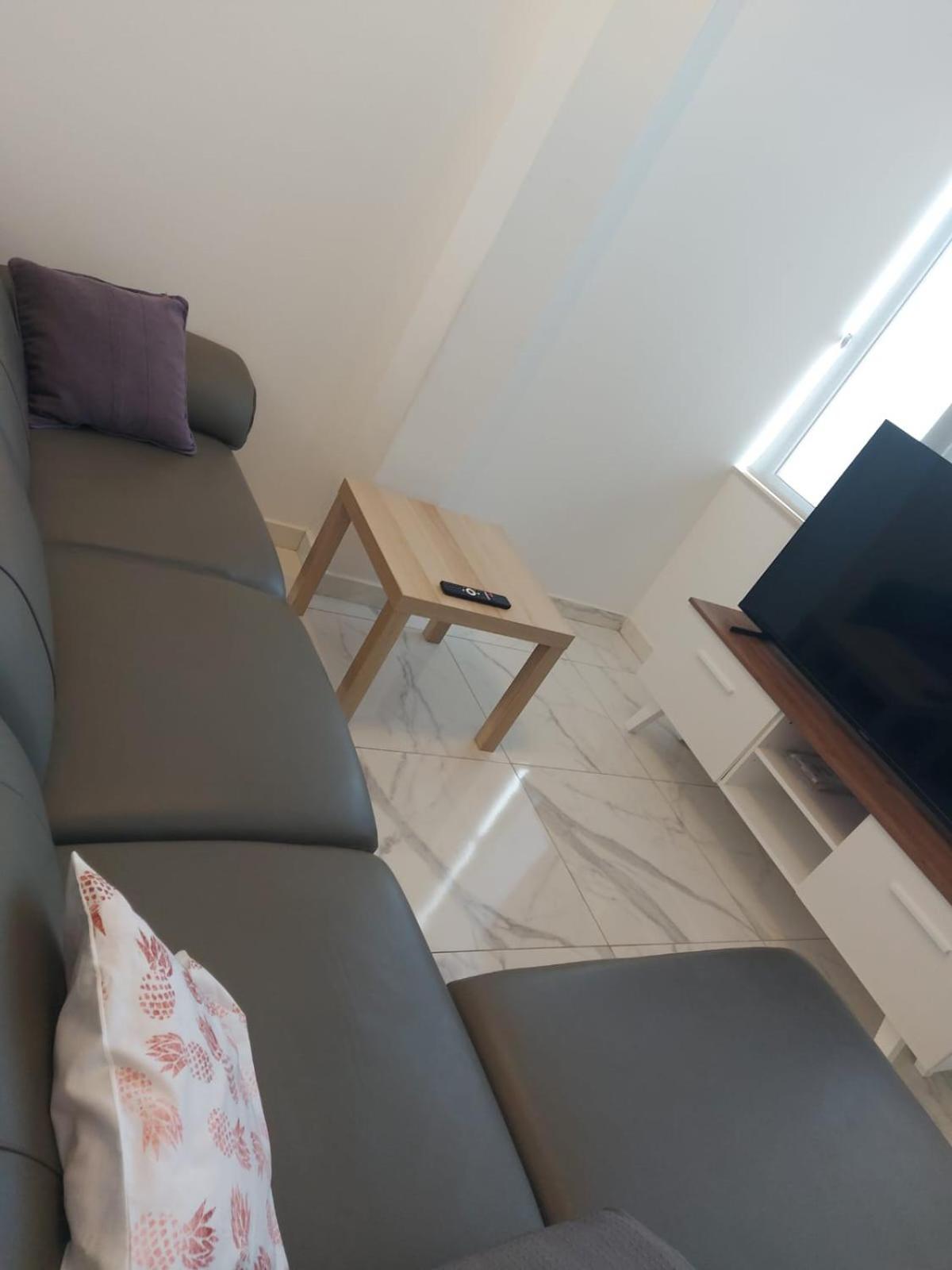 Central Apartment In Swieqi Is-Swieqi ภายนอก รูปภาพ