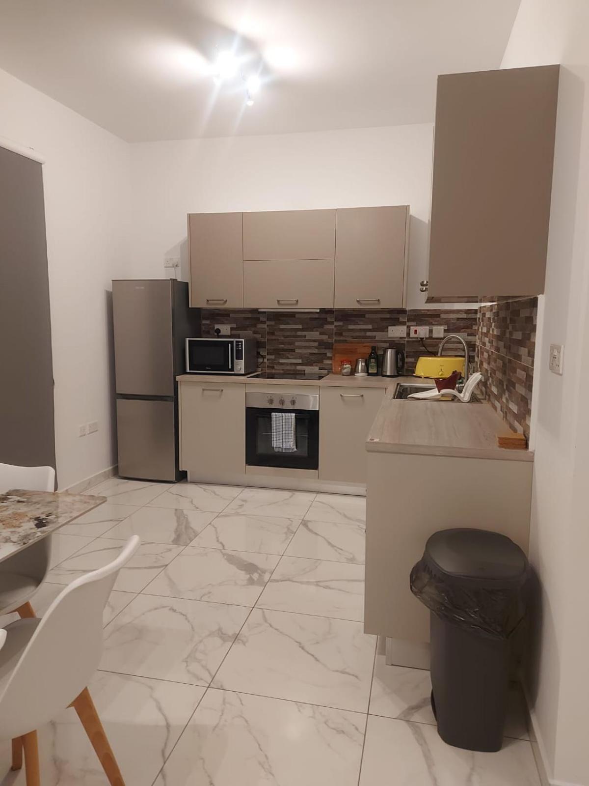 Central Apartment In Swieqi Is-Swieqi ภายนอก รูปภาพ