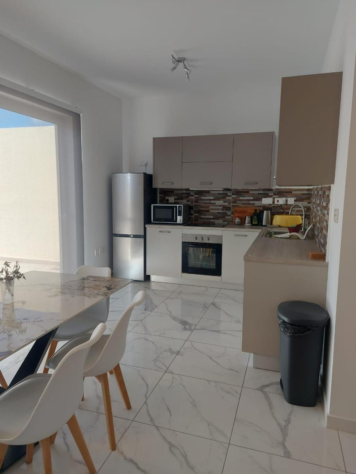 Central Apartment In Swieqi Is-Swieqi ภายนอก รูปภาพ